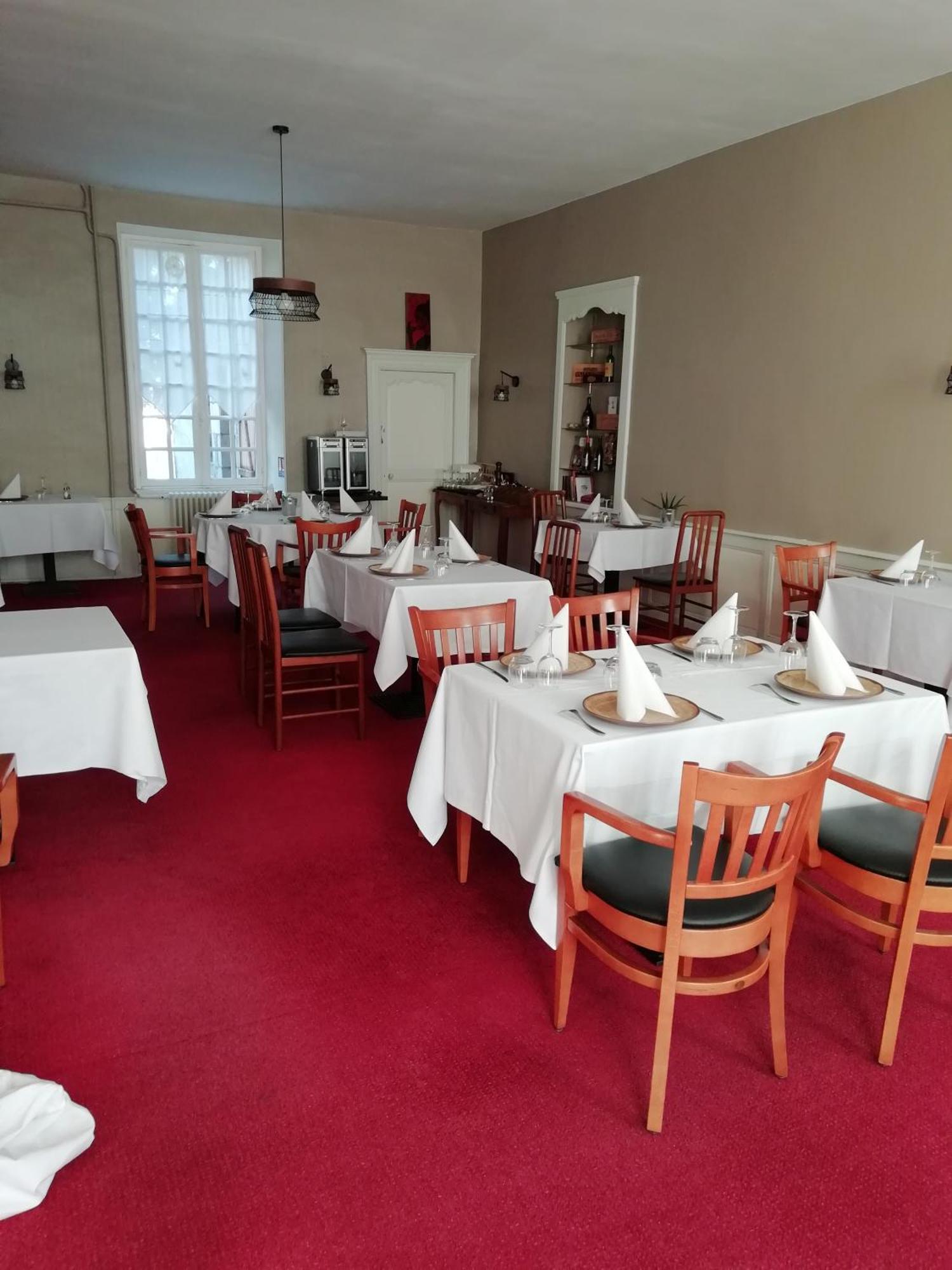 Hotel Du Berry Aigurande المظهر الخارجي الصورة